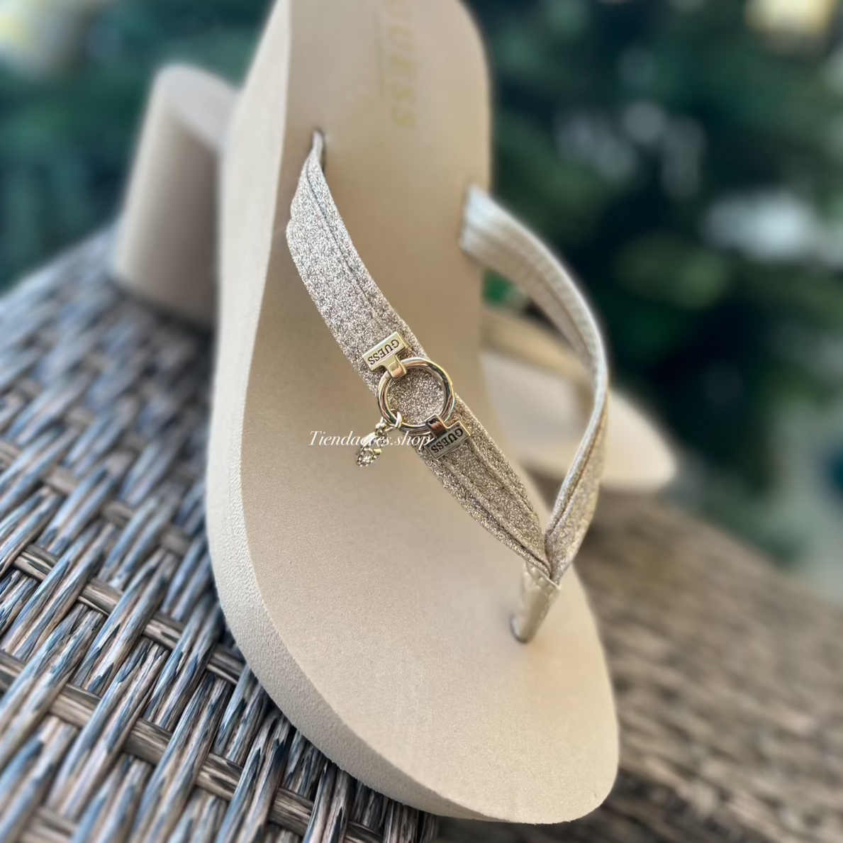 SANDALIAS GUESS PLATAFORMA