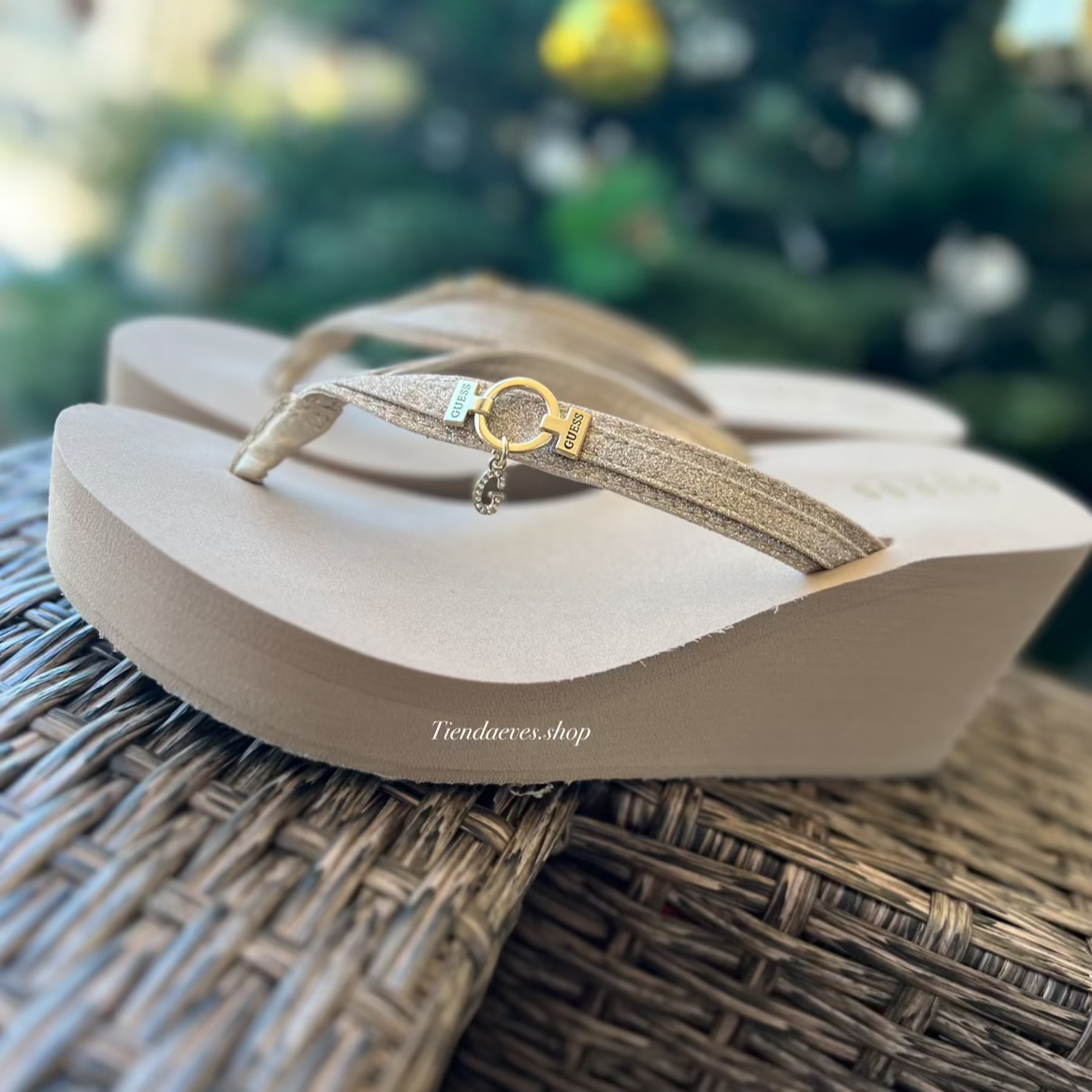 SANDALIAS GUESS PLATAFORMA