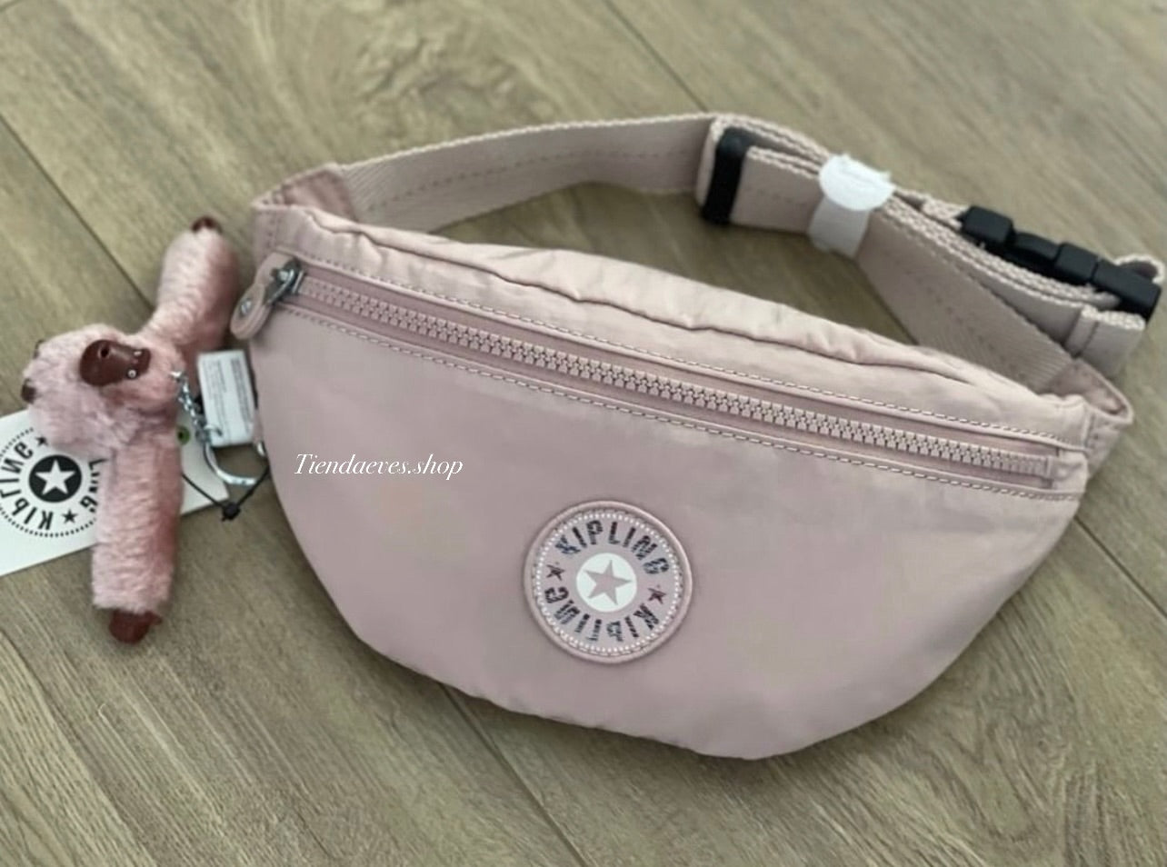 BANANO KIPLING MODELO PRIA