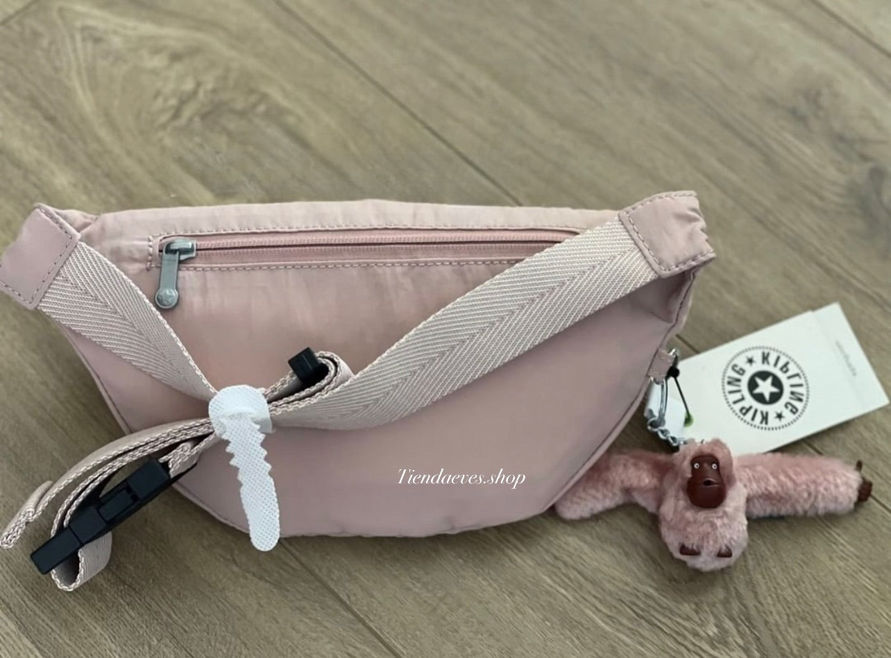 BANANO KIPLING MODELO PRIA