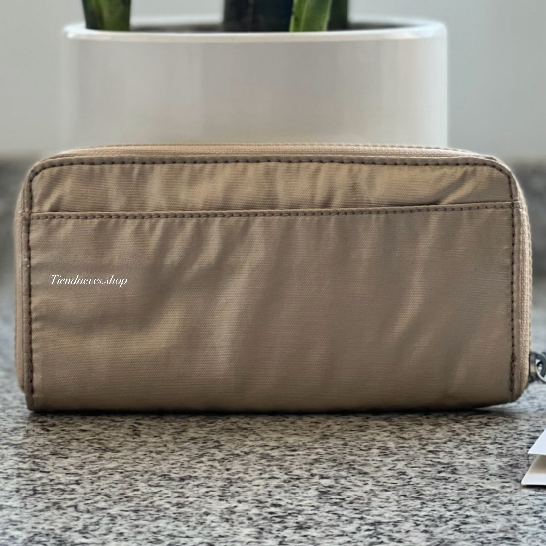 BILLETERA KIPLING MODELO ALIA