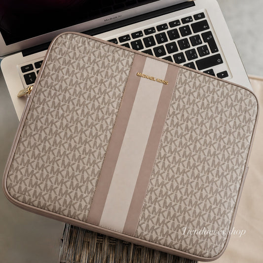 FUNDA NOTEBOOK MICHAEL KORS 13" PULGADAS